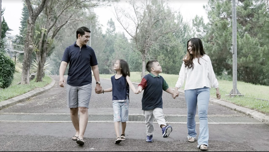 Orang Tua Bahagia Bisa Bikin Tumbuh Kembang Anak Optimal